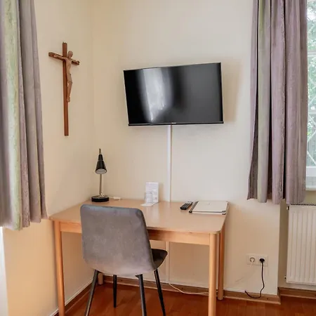 Johannes Schloessl - Gaestehaus Der Pallottiner Am Moenchsberg *