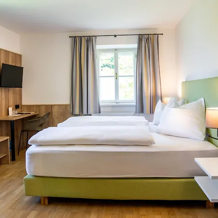 Johannes Schloessl - Gaestehaus Der Pallottiner Am Moenchsberg ホームステイ ザルツブルク