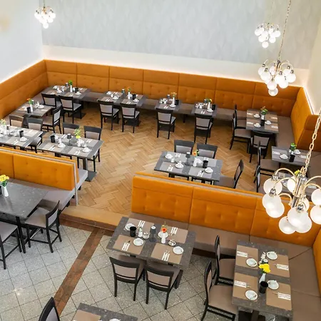 Johannes Schloessl - Gaestehaus Der Pallottiner Am Moenchsberg ホームステイ ザルツブルク