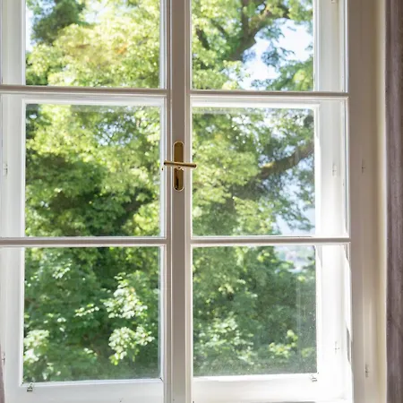 Johannes Schloessl - Gaestehaus Der Pallottiner Am Moenchsberg ホームステイ