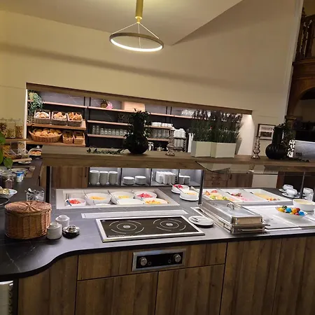 Homestay Johannes Schloessl - Gaestehaus Der Pallottiner Am Moenchsberg *