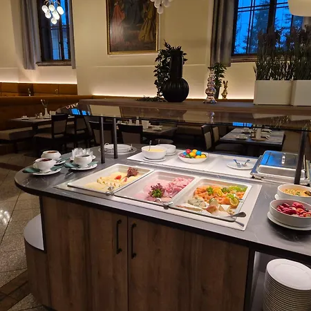 Homestay Johannes Schloessl - Gaestehaus Der Pallottiner Am Moenchsberg *