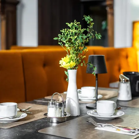 Johannes Schloessl - Gaestehaus Der Pallottiner Am Moenchsberg Séjour chez l'habitant *