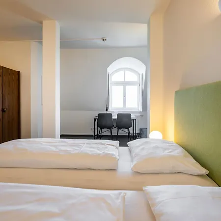 Pansiyon Johannes Schloessl - Gaestehaus Der Pallottiner Am Moenchsberg Salzburg