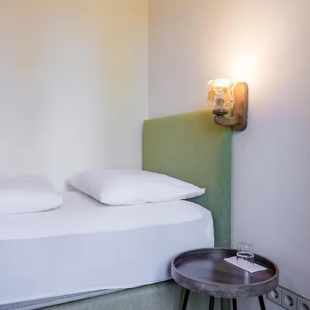 Johannes Schloessl - Gaestehaus Der Pallottiner Am Moenchsberg * Salzbourg