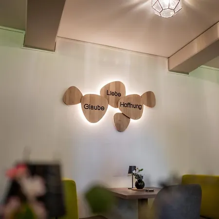 Johannes Schloessl - Gaestehaus Der Pallottiner Am Moenchsberg Séjour chez l'habitant