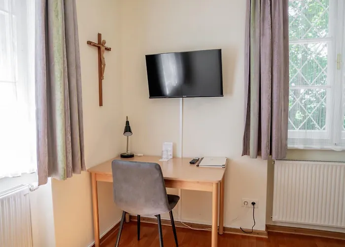 Johannes Schloessl - Gaestehaus Der Pallottiner Am Moenchsberg *