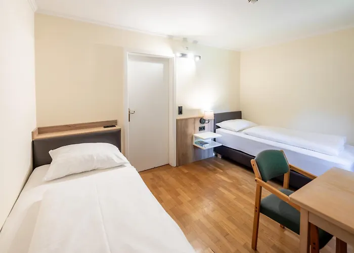 Johannes Schloessl - Gaestehaus Der Pallottiner Am Moenchsberg Solnohrad