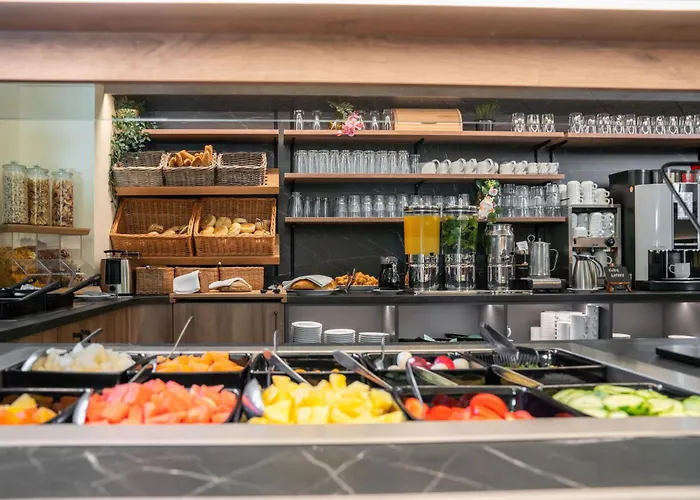 Johannes Schloessl - Gaestehaus Der Pallottiner Am Moenchsberg * Solnohrad