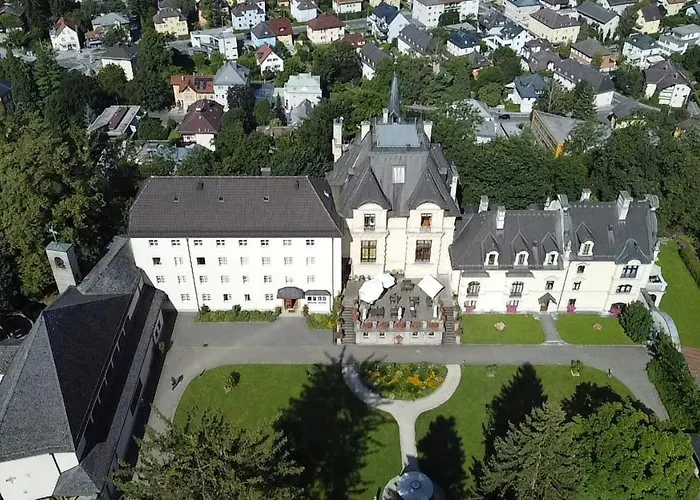 ホームステイ Johannes Schloessl - Gaestehaus Der Pallottiner Am Moenchsberg ザルツブルク